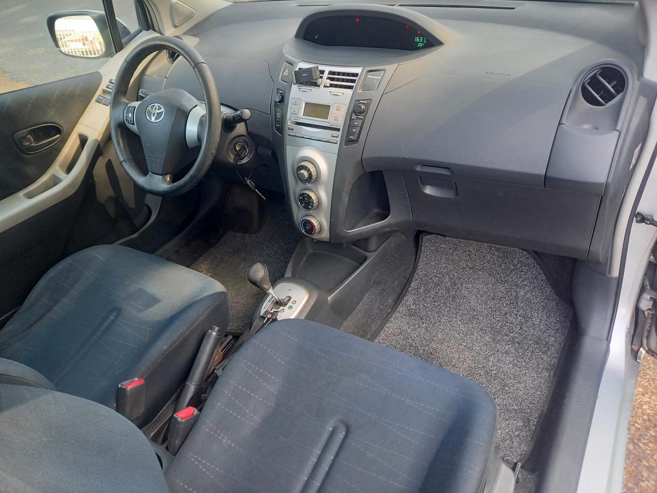 YARIS DIESEL CAMBIO AUTOMATICO UNIPRO 12 MESI GARANZIA
