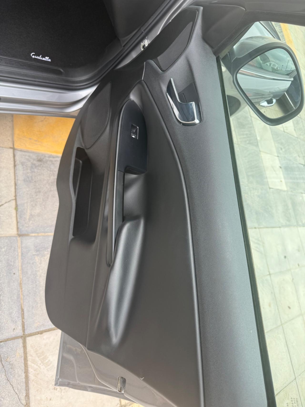 Alfa Romeo Giulietta 1.6 JTDm 120 CV