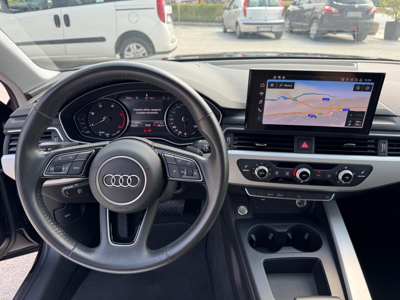 Audi A4 Avant 30 TDI/136 CV S tronic Business Advanced