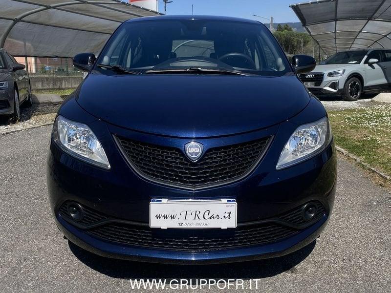Lancia Ypsilon 1.2 69 CV 5 porte Gold