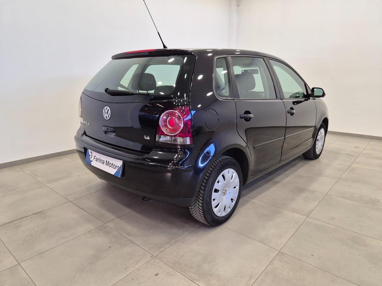 Volkswagen Polo 5p 1.4 Comfortline - NEOPATENTATI - UNIPROPRIETARIO - Clima