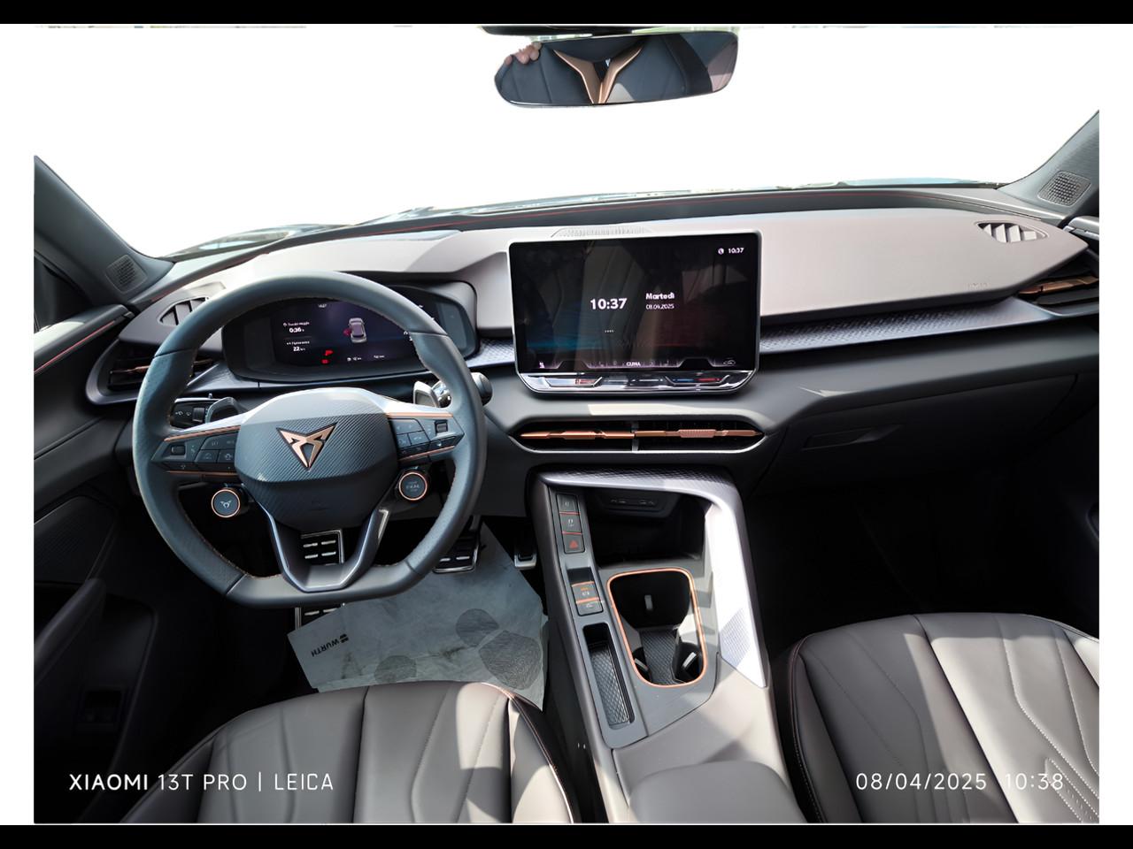 CUPRA CUPRA Terramar VZ 1.5 e-HYBRID 200 kW (272 CV) pHEV DSG 6 marce 2WD