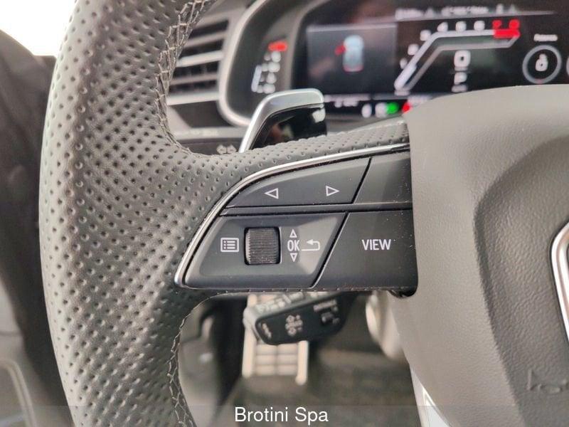 Audi Q8 RS TFSI V8 quattro tiptronic