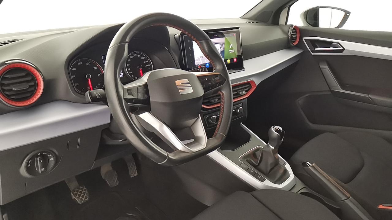SEAT Arona 2022 - Arona 1.0 ecotsi FR 95cv