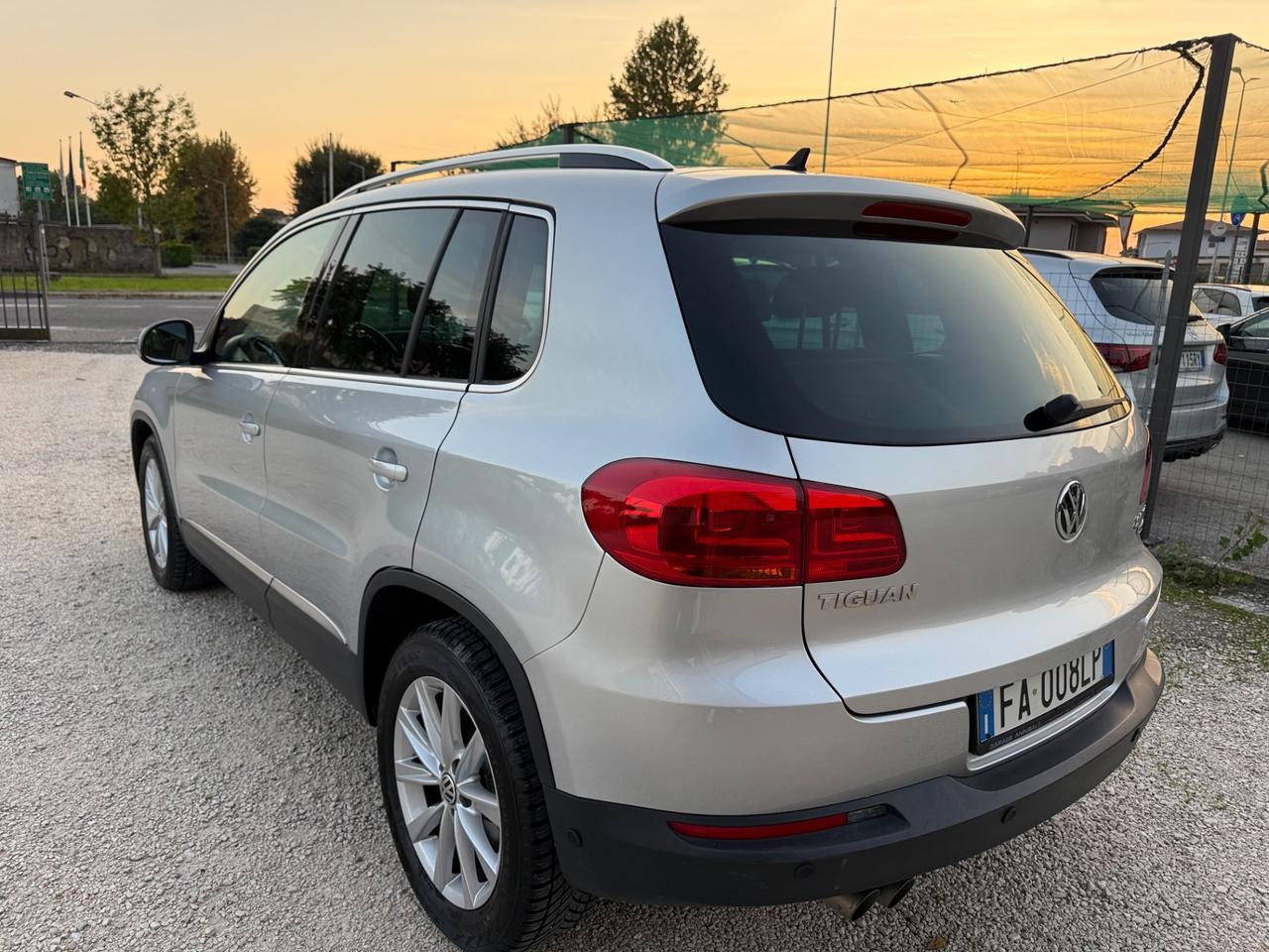 Volkswagen Tiguan 2.0 TDI 110 CV Sport & Style BlueMotion