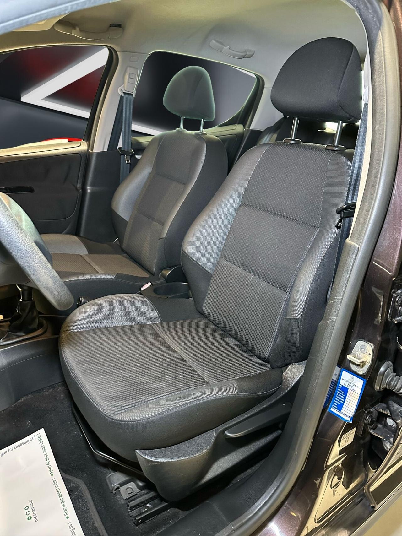 Peugeot 207 1.4 8V 75CV 5p. SPECIAL EDITION