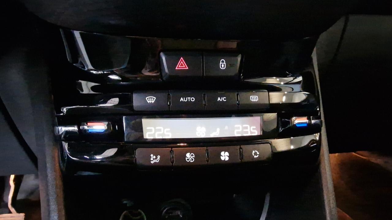 Peugeot 208 BlueHDi 75 5 porte Allure