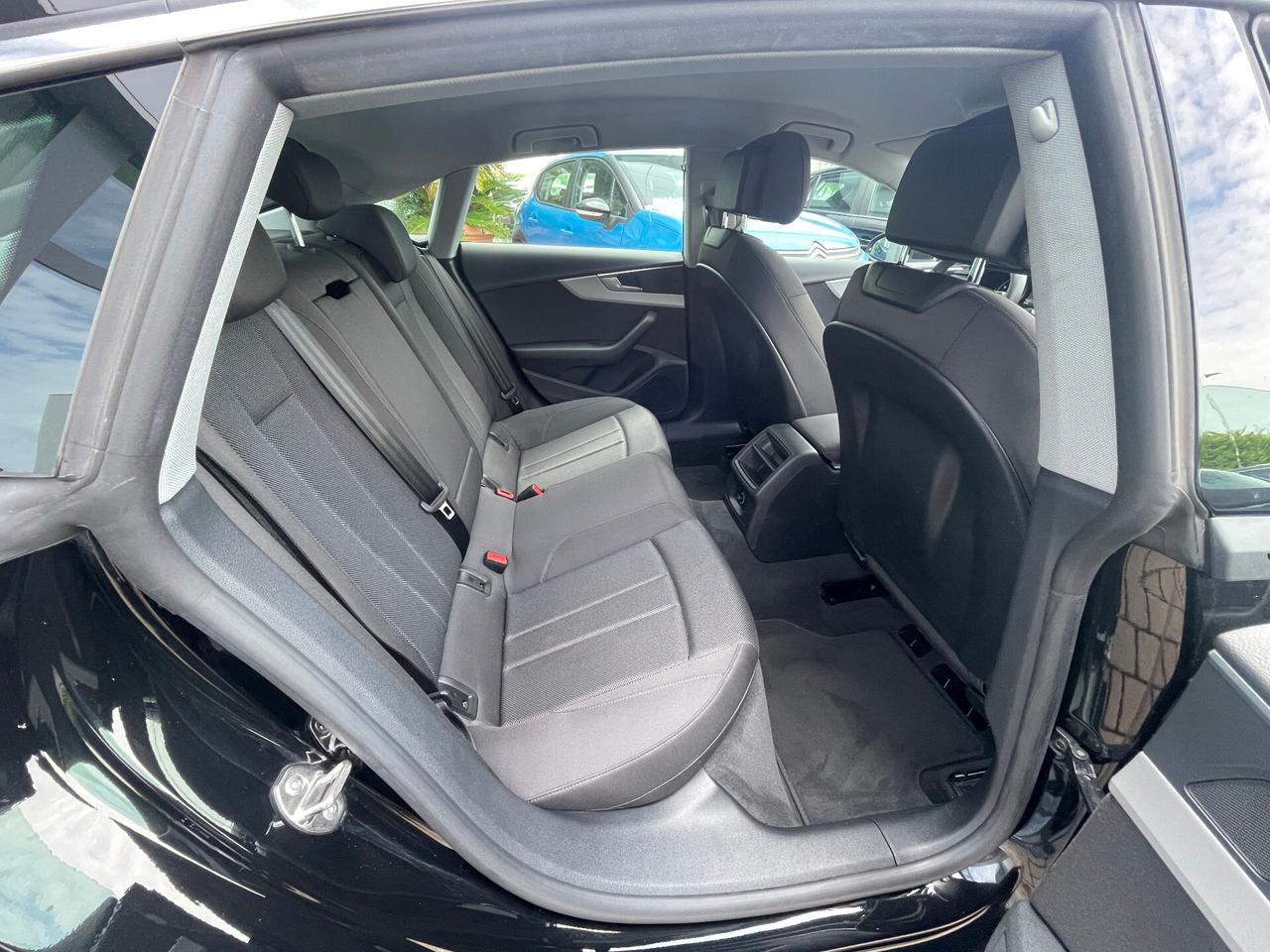 Audi A5 Sportback 35 2.0 tdi mhev 163cv S-Tronic