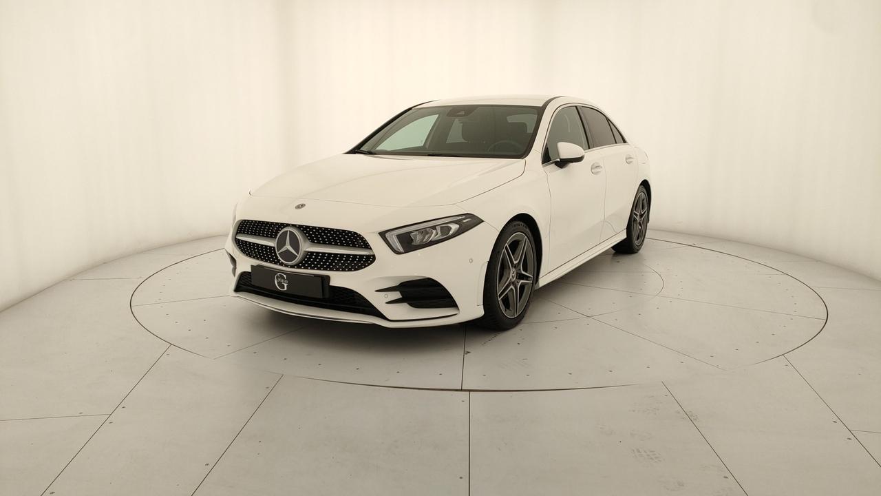 Mercedes-Benz A 180 d Premium auto