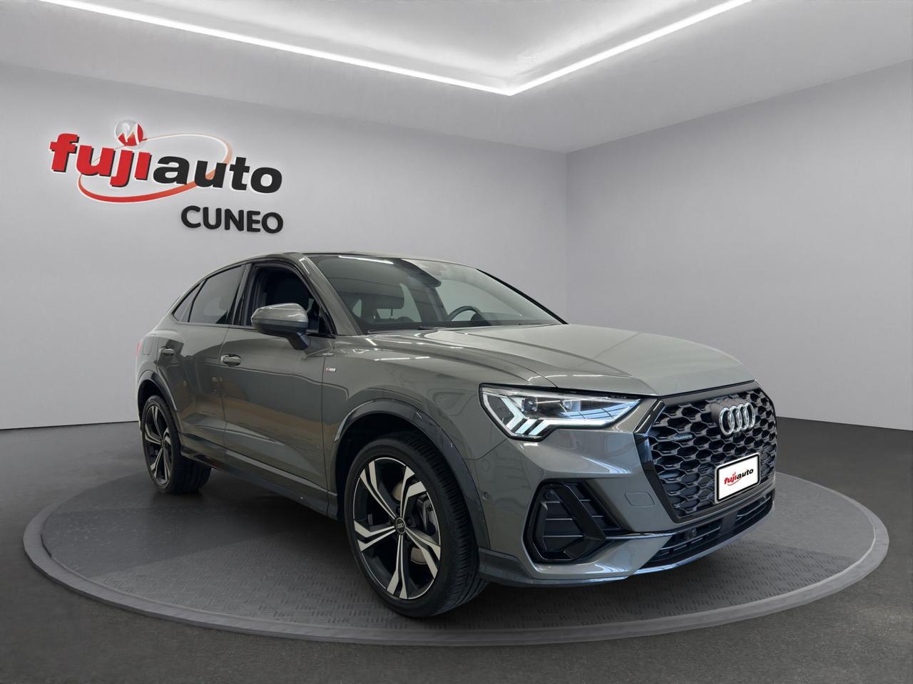 Audi Q3 Sportback 40 2.0 tdi S line edition