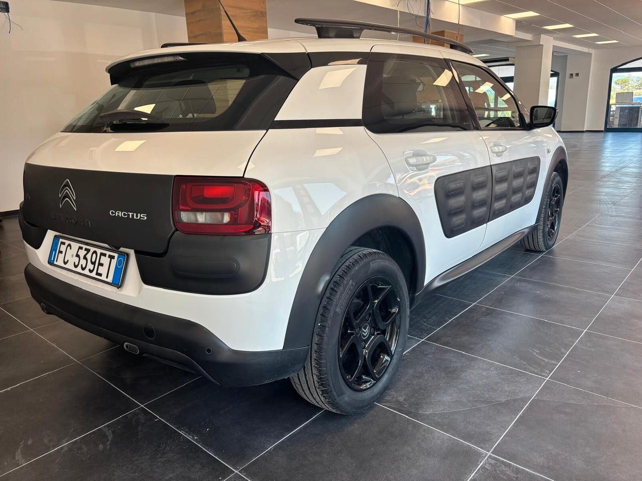 CITROEN C4 CACTUS ANNO 2016 DS 1.6 ADATTA NEOPATENTATI KM 185 MILA