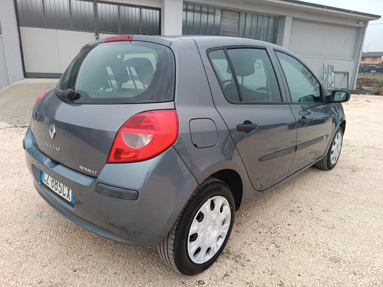 Renault Clio 1.2 16V garanzia