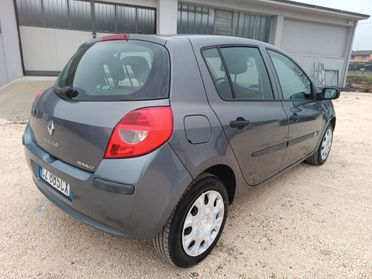 Renault Clio 1.2 16V garanzia