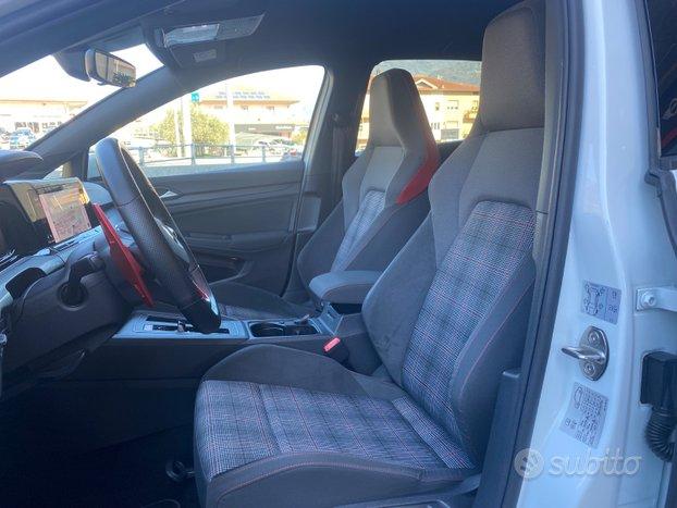 Volkswagen Golf 8 GTI DSG 245CV 19"