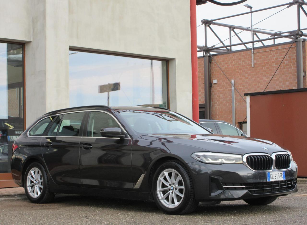 BMW Serie 5 Touring 520d Touring mhev 48V xdrive Business auto