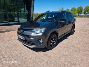 toyota rav4 2.0 D-4D valutiamo usato