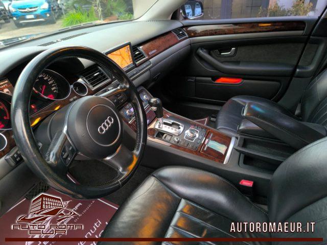 AUDI A8 3.0 V6 TDI quattro tiptronic NAVI! PDC!