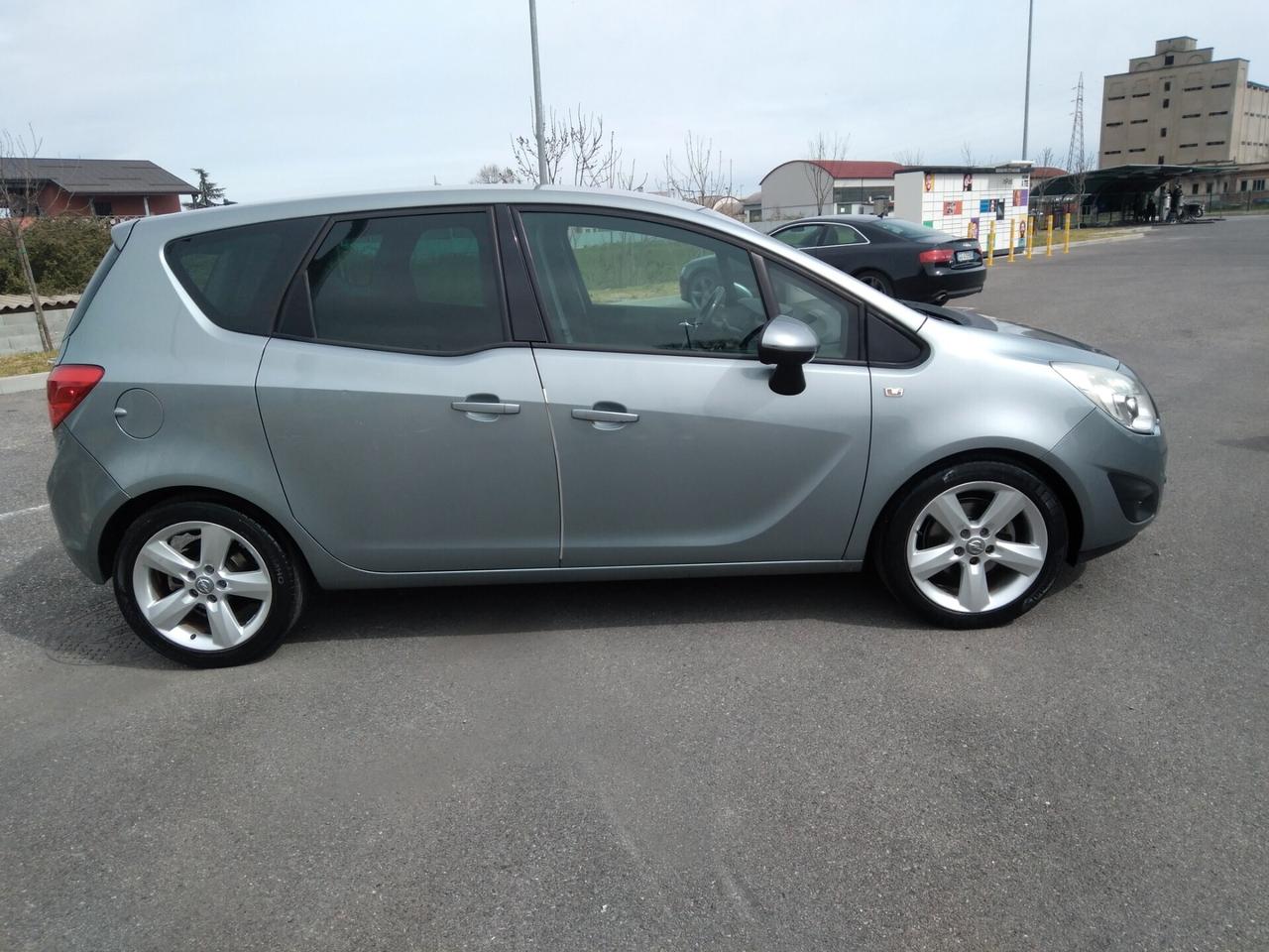 Opel Meriva 1.4 100CV Cosmo x neopatentati