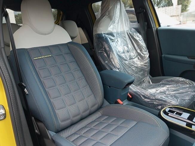 Fiat Grande Panda 1.2 Hybrid 110 CV S&S La Prima