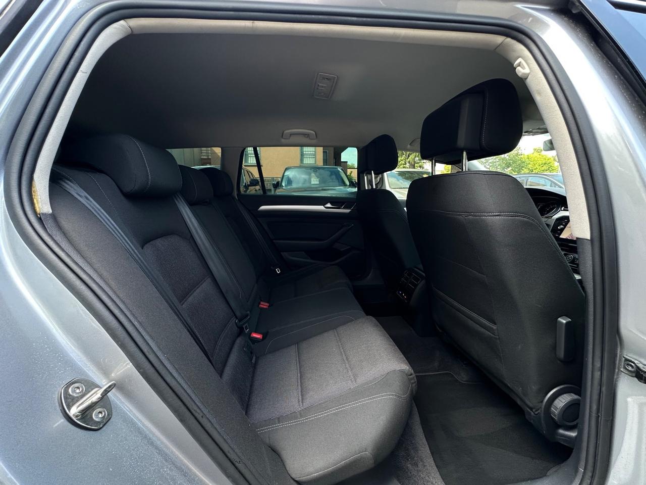 Volkswagen Passat Variant 2.0 TDI DSG Highline BlueMotion Technology