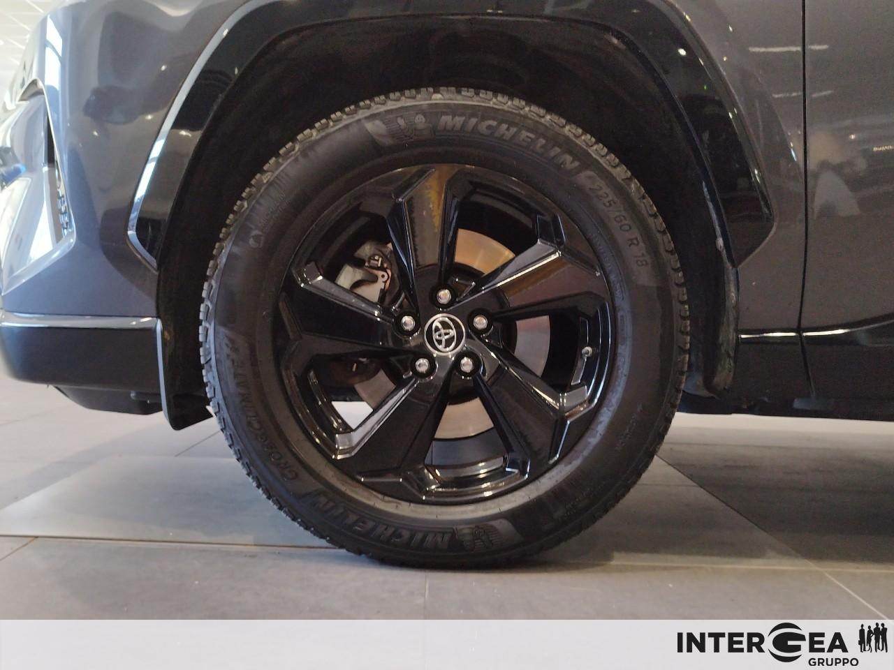 TOYOTA Rav4 2.5 vvt-ie h Style 2wd 218cv e-cvt