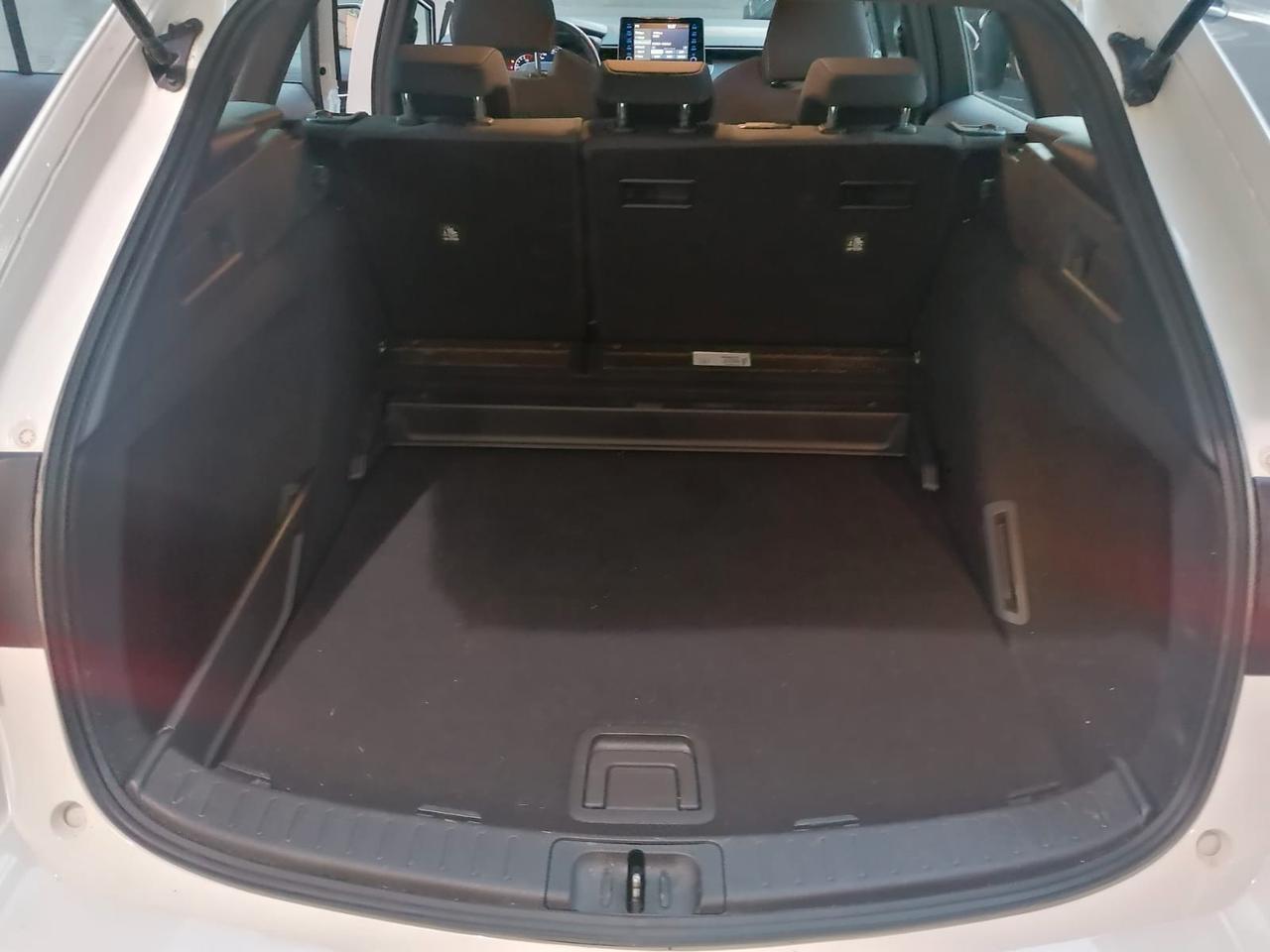 Toyota Corolla SW Hybrid Business NO OBBL. FINANZ.