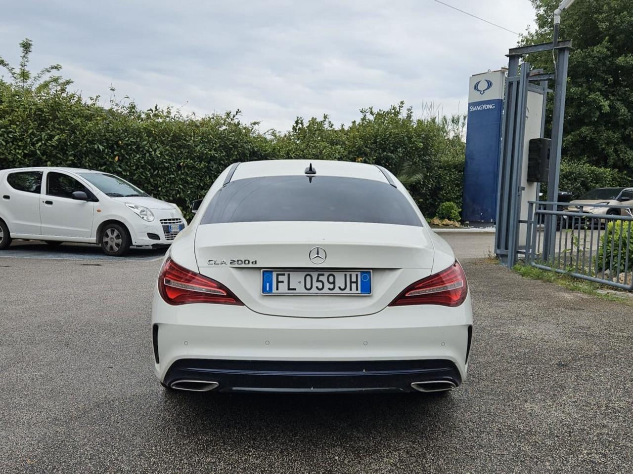 Mercedes-benz CLA 200 d Premium