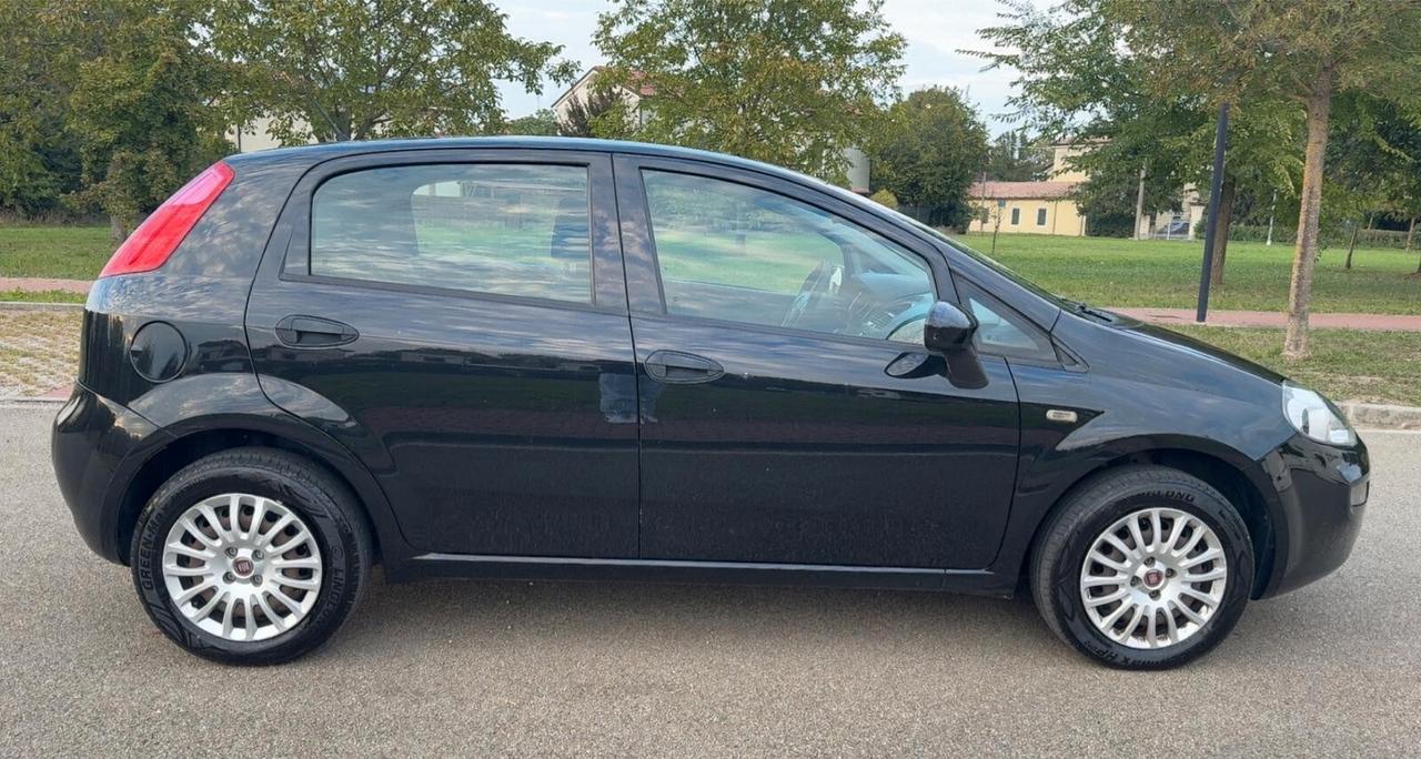 Fiat Punto 1.4 8V 5 porte Easypower Street
