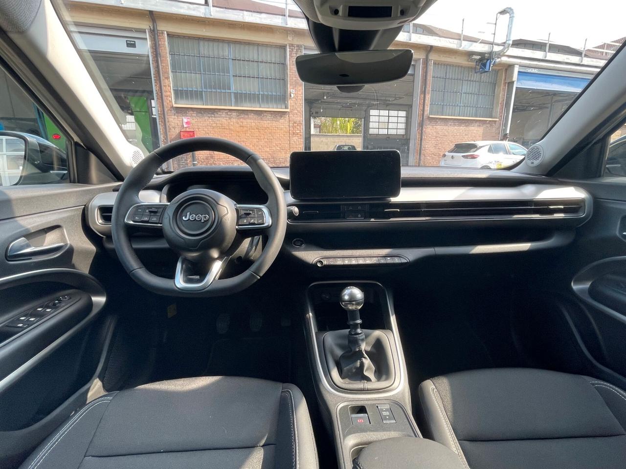 Jeep Avenger 1.2 Turbo Summit – 12/2024 – 15.000 km – Pari al nuovo – Garanzia Jeep