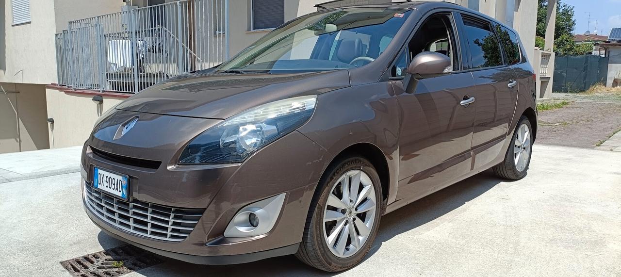 Renault Scenic Scénic 1.4 TCe Luxe 7 POSTI BENZINA 158 MILA KM!!!