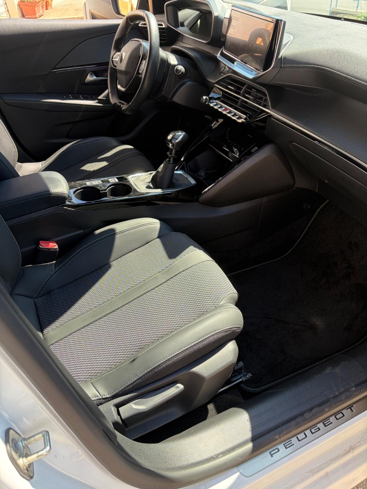 Peugeot 208 PureTech 100 Stop&Start 5 porte GT