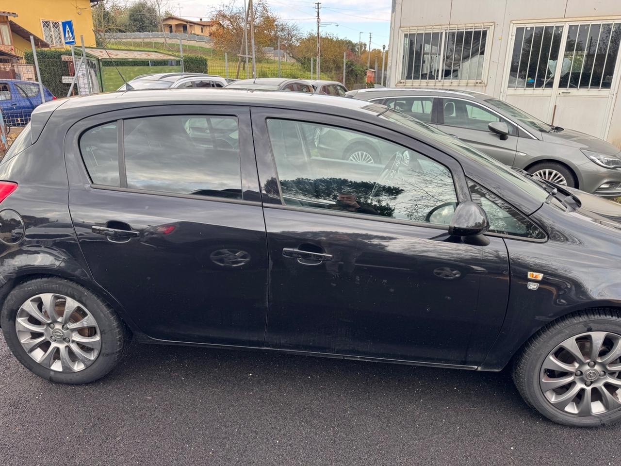 Opel Corsa 1.2 80CV 5 porte GPL-TECH Edition NEOPATENTATI