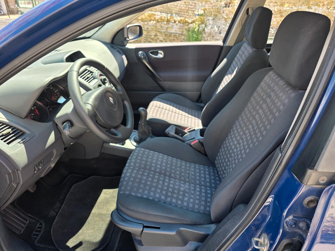 Renault Megane 1.4 16v X NEOPATENTATO ZAMPOGNAUTO CT