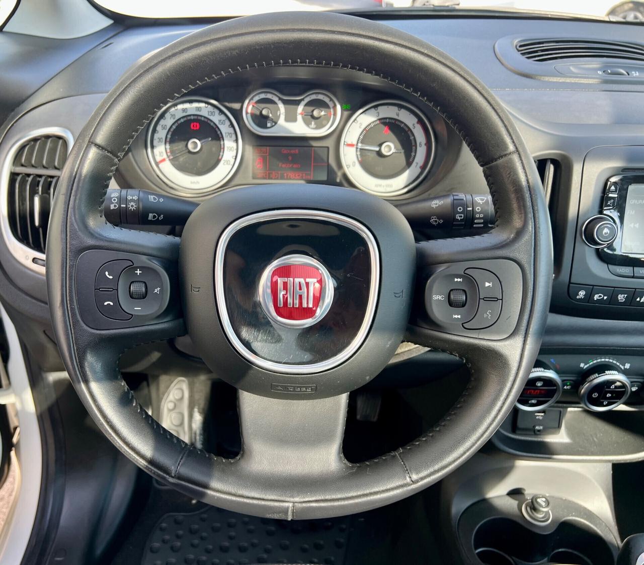 Fiat 500L 1.6 Multijet 105 CV Panoramic Edition,TETTO APRIBILE,cerchi diamantati,Climatronic bizona,ecc.