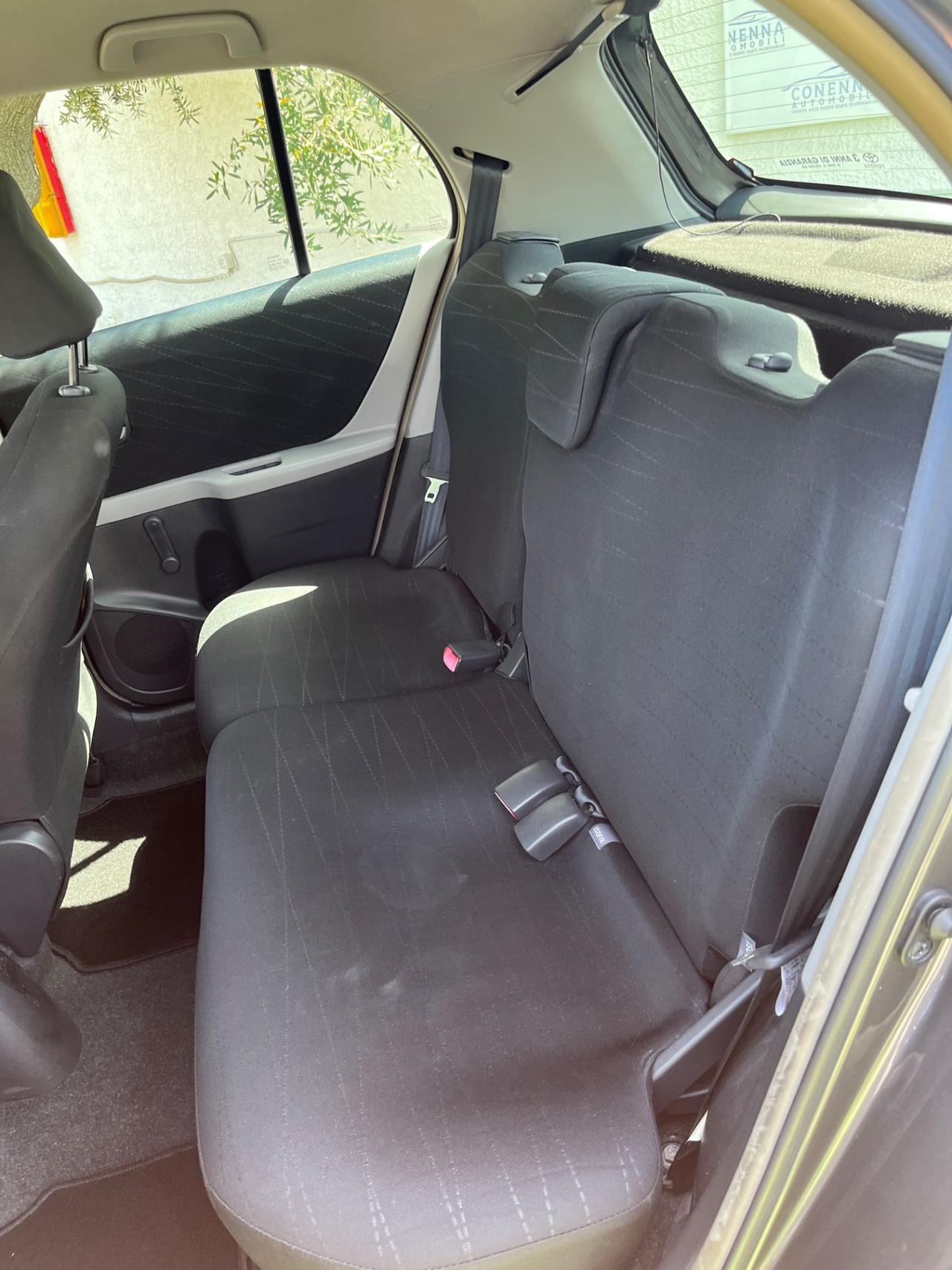 Toyota Yaris 1.4 D-4D 5 porte Navi
