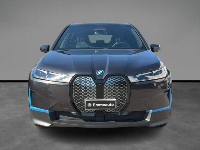 BMW iX xDrive 40