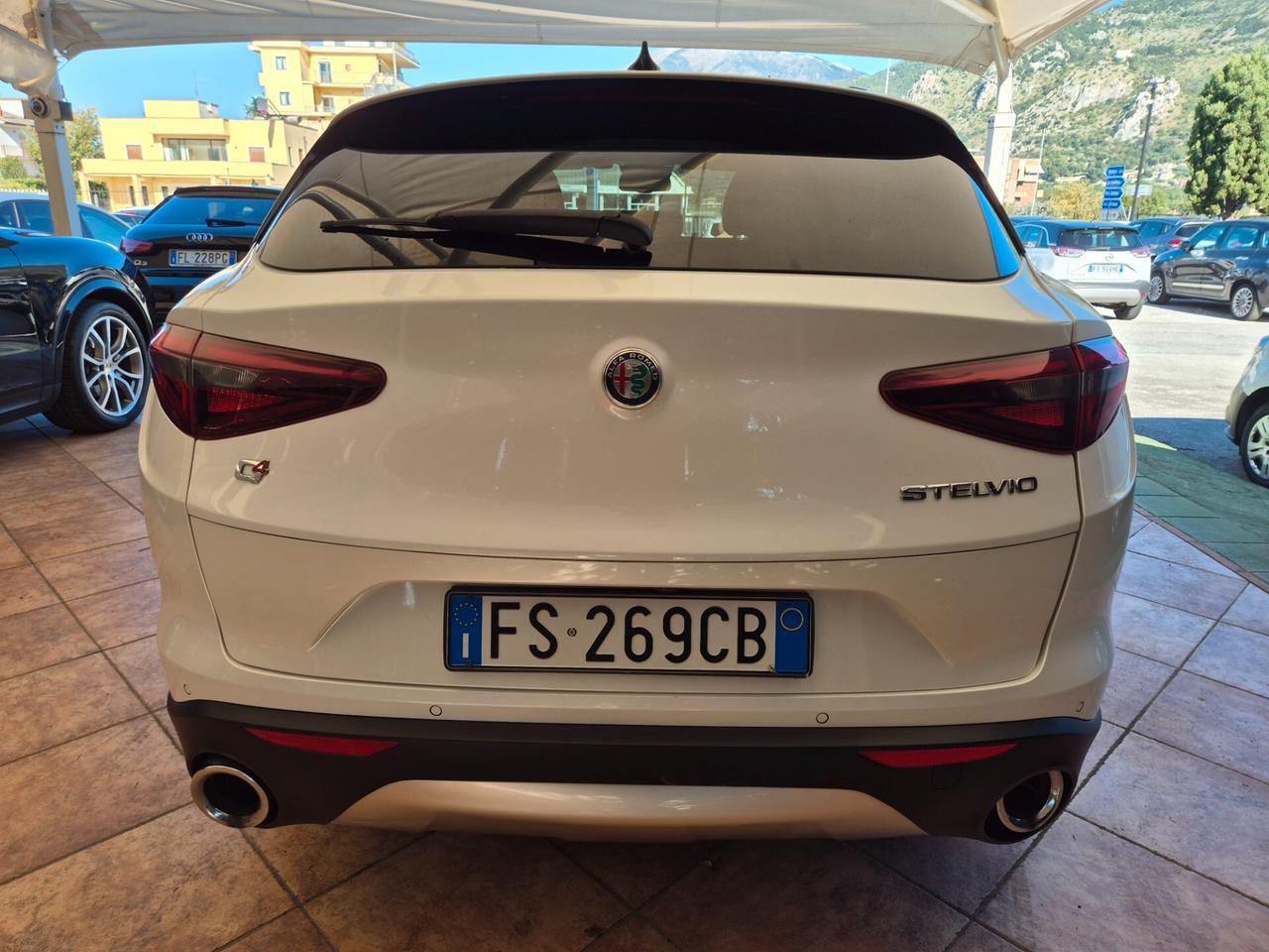 Alfa Romeo Stelvio 2.2 Turbodiesel 210 CV AT8 Q4 Super