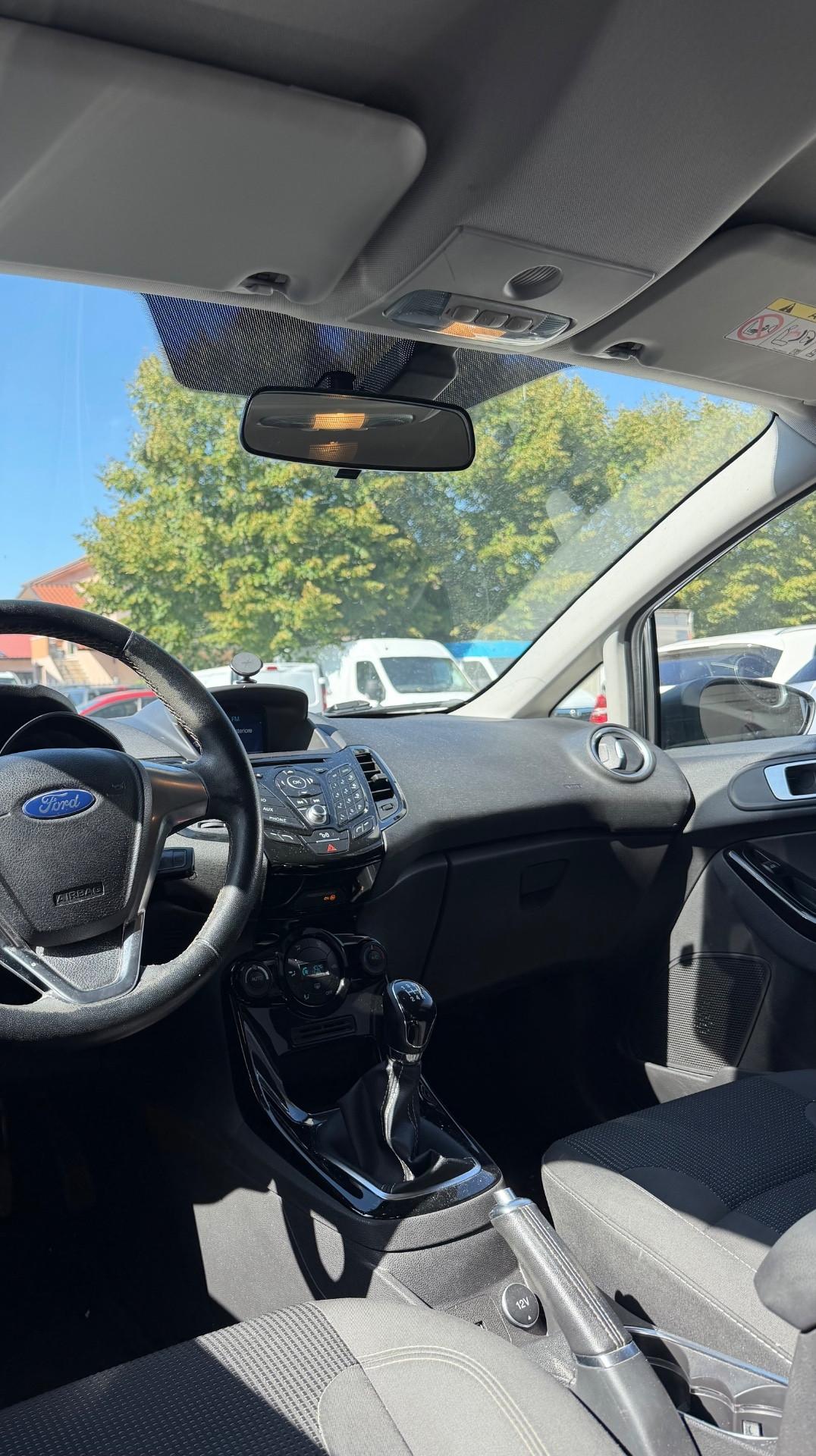 Ford Fiesta 1.5 TDCi 75CV 5 porte ST-Line