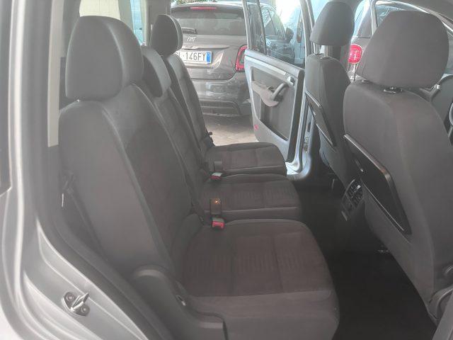 VOLKSWAGEN Touran 7 POSTI 2.0 Highline Ecofuel