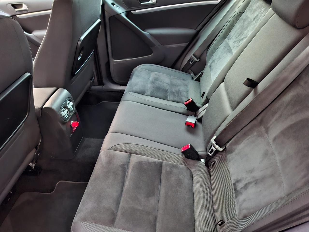 Volkswagen Tiguan 2.0 TDI 140 CV 4MOTION DSG Business Sport & Style