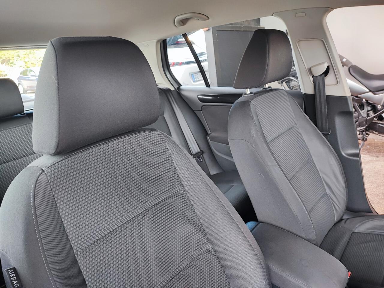 Volkswagen Golf 1.6 5p. Comfortline