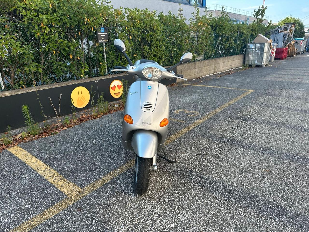 Vespa Piaggio ET4 125
