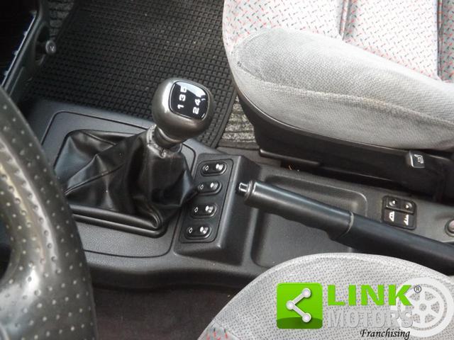 FORD Escort 1.8i 16V cat Cabrio XR