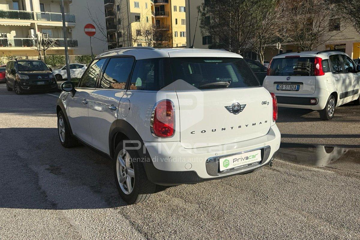 MINI Mini 1.6 One D Business Countryman