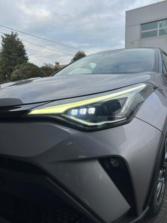 TOYOTA C-HR 2.0 Hybrid E-CVT Style Sport FULL LED-ALCANTARA