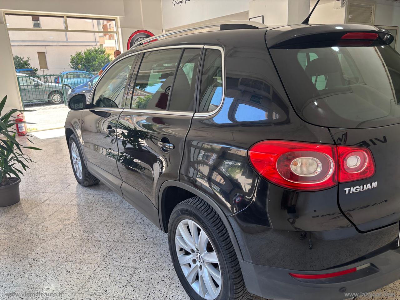 VOLKSWAGEN Tiguan 2.0 16V TDI Sport & Style