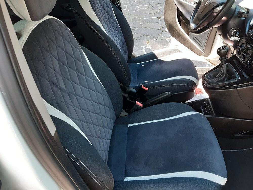 Lancia Ypsilon 0.9 TwinAir 85 CV 5 porte Metano Ecochic PLATINUM