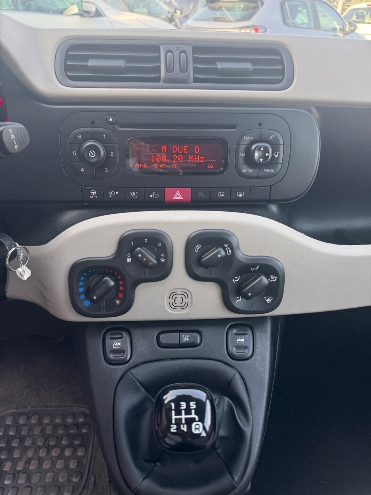 Fiat Panda 1.2 Easy clima stereo 5 posti