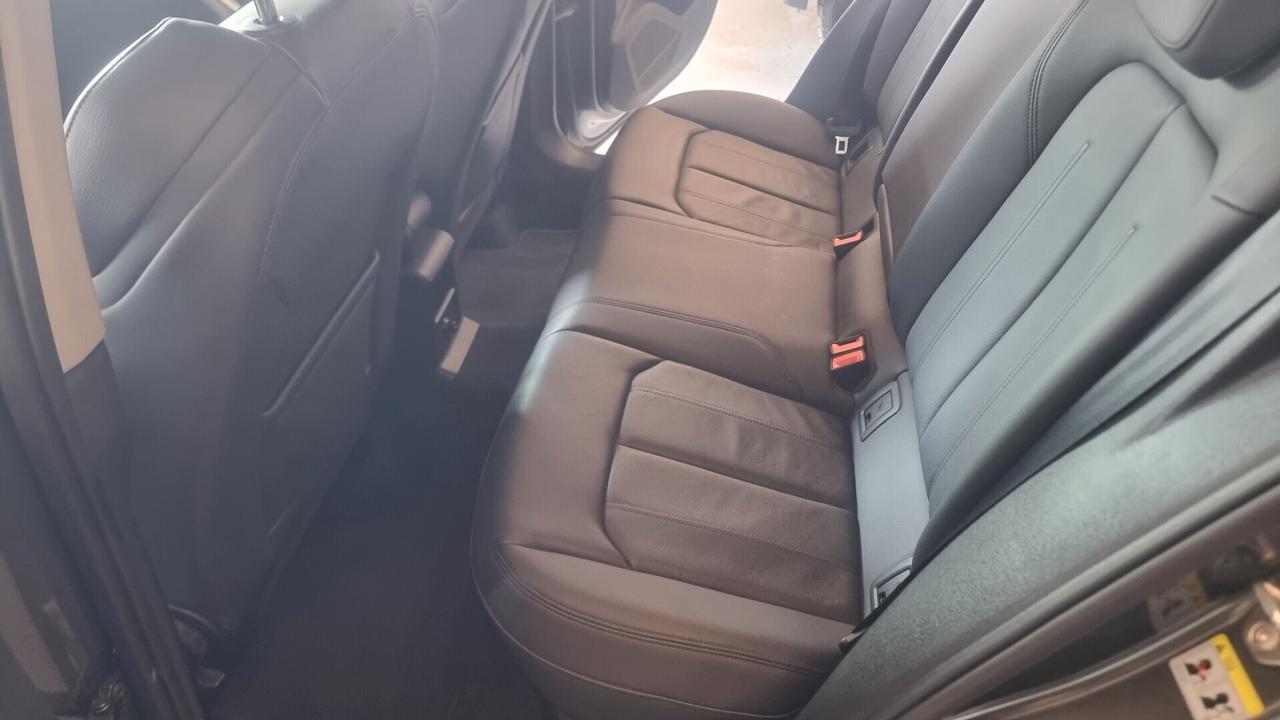 Audi Q2 35 TDI quattro S tronic S line Edition