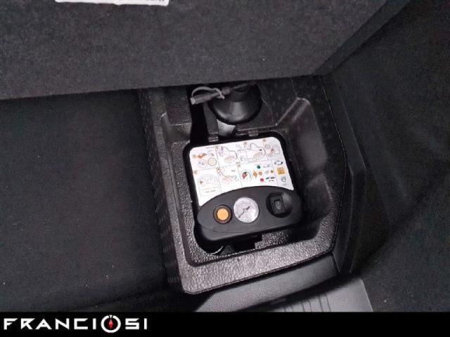 RENAULT Captur 1.6 E-TECH Plug-in Hybrid 160cv Intens Auto